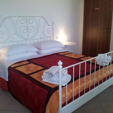 Bb Parco Del Mincio Bed & Breakfast Virgilio Exterior photo