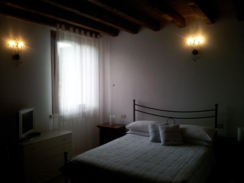 Bb Parco Del Mincio Bed & Breakfast Virgilio Exterior photo